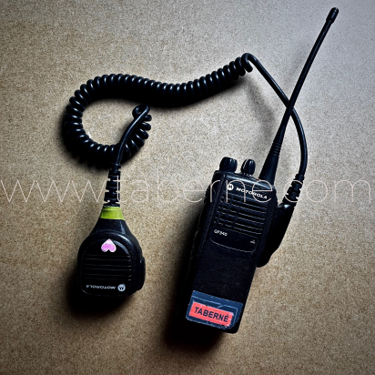 Como utilizar la radio (Walkie Talkie)